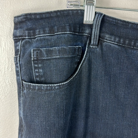 Soft Surroundings Lace Hem Inset Denim Jeans Women's Plus 24W Blue Tapered Leg - Picture 4 of 11